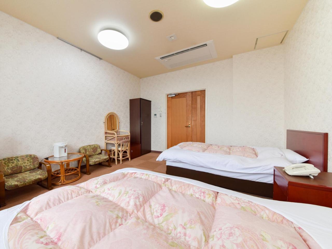 Shichijo Onsen Dome Hotel Kikuchi Zewnętrze zdjęcie